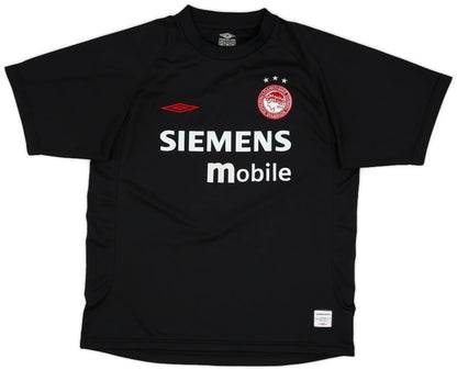 Olympiacos 2004/05 (Away)